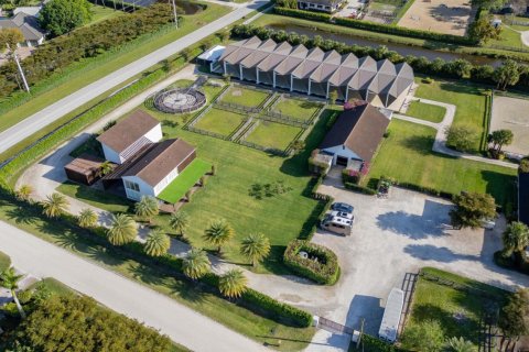Casa en alquiler en Wellington, Florida, 5 dormitorios, 300.72 m2 № 1161875 - foto 1