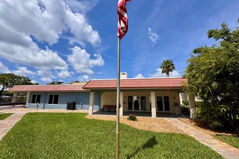 Copropriété à vendre à Wilton Manors, Floride: 2 chambres, 109.62 m2 № 2190755 - photo 22