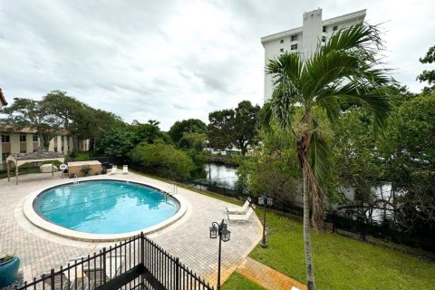 Copropriété à vendre à Wilton Manors, Floride: 2 chambres, 109.62 m2 № 2190755 - photo 18