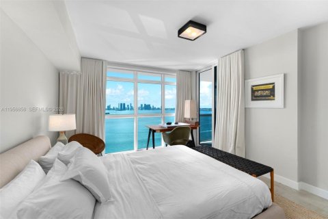 Condominio en alquiler en Miami Beach, Florida, 2 dormitorios, 117.99 m2 № 2010744 - foto 15