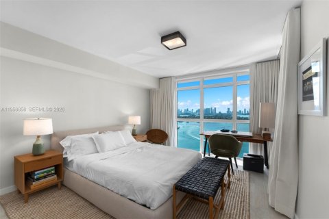 Condominio en alquiler en Miami Beach, Florida, 2 dormitorios, 117.99 m2 № 2010744 - foto 14