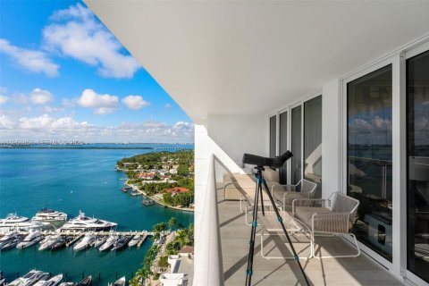 Condominio en alquiler en Miami Beach, Florida, 2 dormitorios, 117.99 m2 № 2010744 - foto 21