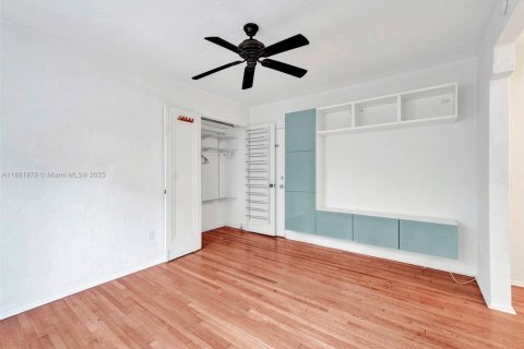 Снять в аренду кондоминиум в Майами-Бич, Флорида 33.82м2, № 1945196 - фото 10