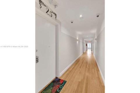 Снять в аренду кондоминиум в Майами-Бич, Флорида 33.82м2, № 1945196 - фото 4