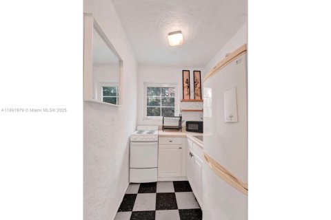 Снять в аренду кондоминиум в Майами-Бич, Флорида 33.82м2, № 1945196 - фото 13