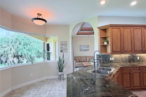 Casa en venta en North Port, Florida, 3 dormitorios, 187.48 m2 № 2272842 - foto 15