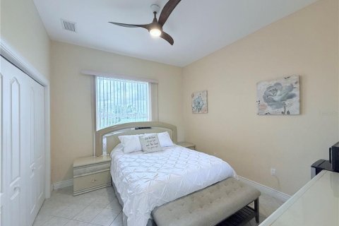 Casa en venta en North Port, Florida, 3 dormitorios, 187.48 m2 № 2272842 - foto 28