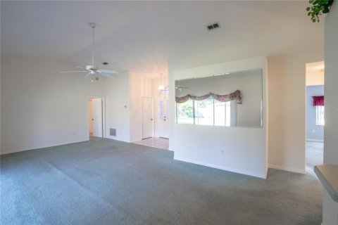 Casa en venta en Palm Coast, Florida, 3 dormitorios, 155.89 m2 № 1900743 - foto 8