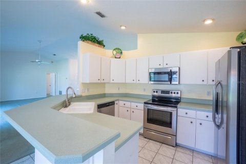 Casa en venta en Palm Coast, Florida, 3 dormitorios, 155.89 m2 № 1900743 - foto 10