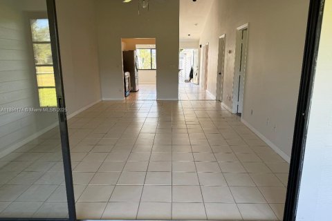 Villa ou maison à louer à Hobe Sound, Floride: 2 chambres, 112.88 m2 № 1946726 - photo 5