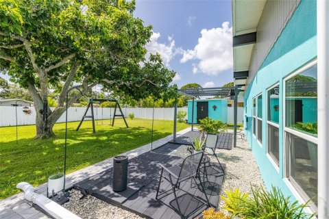 Casa en venta en Bradenton, Florida, 3 dormitorios, 141.68 m2 № 2201132 - foto 28