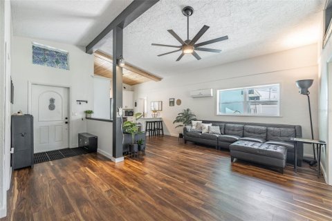 Casa en venta en Bradenton, Florida, 3 dormitorios, 141.68 m2 № 2201132 - foto 7