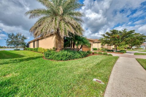 House in Venice, Florida 4 bedrooms, 188.78 sq.m. № 1529844 - photo 8