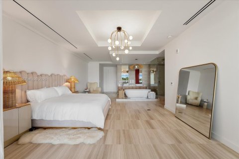 Condominio en venta en Miami Beach, Florida, 1 dormitorio, 182.92 m2 № 1994781 - foto 25