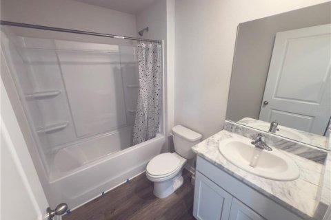 Casa en alquiler en Palmetto, Florida, 5 dormitorios, 242.01 m2 № 1866676 - foto 11