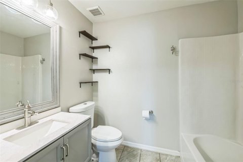 House in Riverview, Florida 4 bedrooms, 204.48 sq.m. № 1787687 - photo 29