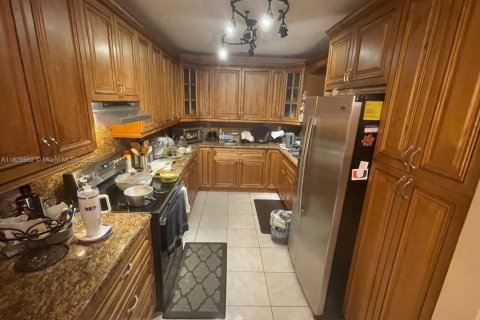 Casa en venta en North Miami Beach, Florida, 3 dormitorios, 142.14 m2 № 1807034 - foto 8