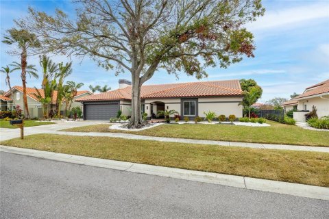Casa en venta en Tampa, Florida, 4 dormitorios, 280.84 m2 № 1566927 - foto 2