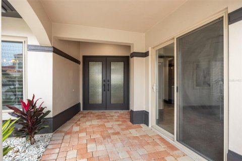 Casa en venta en Tampa, Florida, 4 dormitorios, 280.84 m2 № 1566927 - foto 6