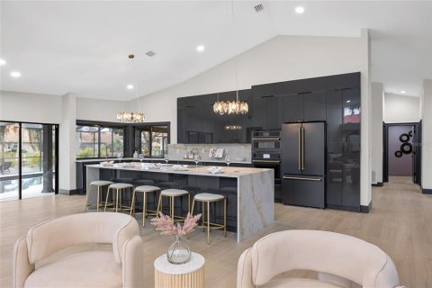 Casa en venta en Tampa, Florida, 4 dormitorios, 280.84 m2 № 1566927 - foto 16