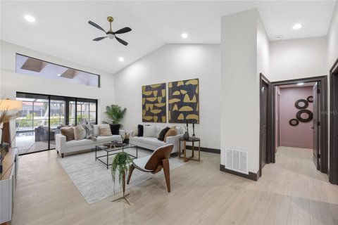 Casa en venta en Tampa, Florida, 4 dormitorios, 280.84 m2 № 1566927 - foto 9