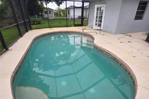 Casa en venta en Sarasota, Florida, 2 dormitorios, 101.45 m2 № 1913383 - foto 17