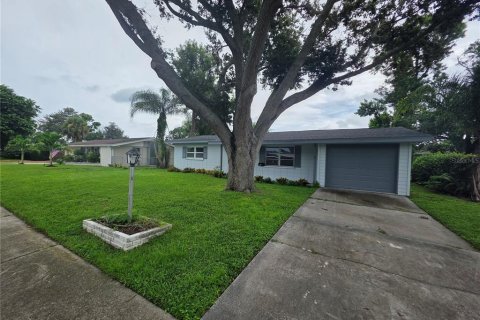 Casa en venta en Sarasota, Florida, 2 dormitorios, 101.45 m2 № 1913383 - foto 1