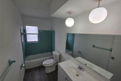 Casa en venta en Sarasota, Florida, 2 dormitorios, 101.45 m2 № 1913383 - foto 24