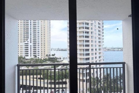 Copropriété à louer à Miami, Floride: 1 chambre, 59.46 m2 № 2273996 - photo 16