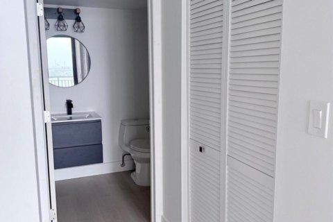 Copropriété à louer à Miami, Floride: 1 chambre, 59.46 m2 № 2273996 - photo 18