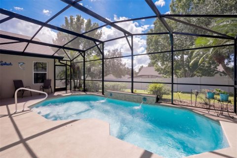 House in Clermont, Florida 4 bedrooms, 251.49 sq.m. № 2420024 - photo 2