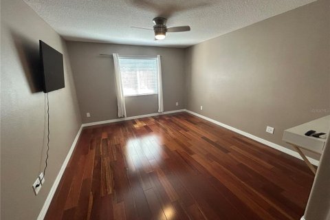 House in Bradenton, Florida 4 bedrooms, 303.79 sq.m. № 1913919 - photo 14