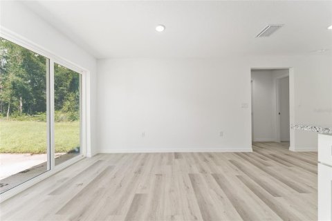 House in Silver Springs Shores, Florida 3 bedrooms, 116.22 sq.m. № 2206416 - photo 21