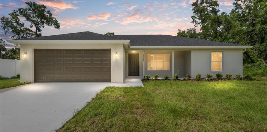 House in Silver Springs Shores, Florida 3 bedrooms, 116.22 sq.m. № 2206416