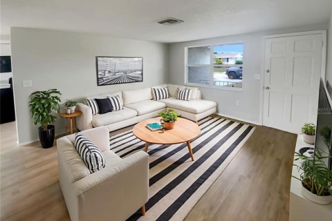 Casa en venta en Port Richey, Florida, 3 dormitorios, 106.28 m2 № 1910958 - foto 2