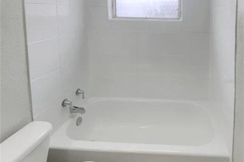 Casa en venta en Port Richey, Florida, 3 dormitorios, 106.28 m2 № 1910958 - foto 19
