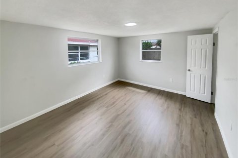 Casa en venta en Port Richey, Florida, 3 dormitorios, 106.28 m2 № 1910958 - foto 5