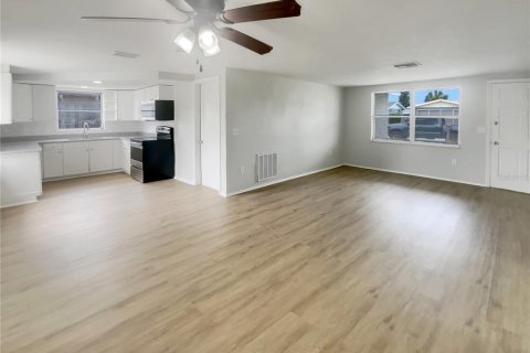 Casa en venta en Port Richey, Florida, 3 dormitorios, 106.28 m2 № 1910958 - foto 14