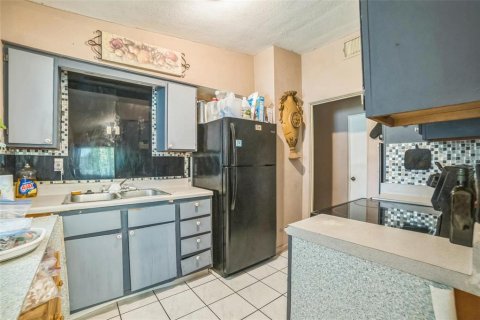 House in Orlando, Florida 3 bedrooms, 92.9 sq.m. № 1840250 - photo 6