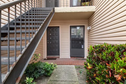 Condo in Tampa, Florida, 2 bedrooms № 2210124