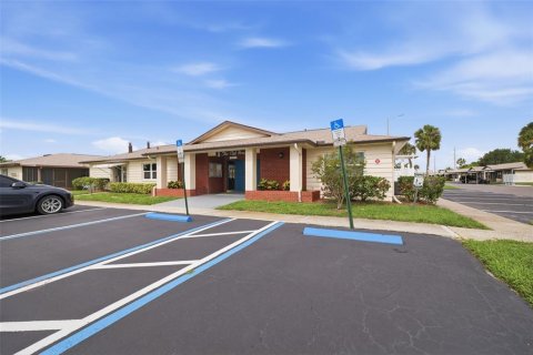 Copropriété à vendre à Clearwater, Floride: 1 chambre, 55.74 m2 № 2220523 - photo 15