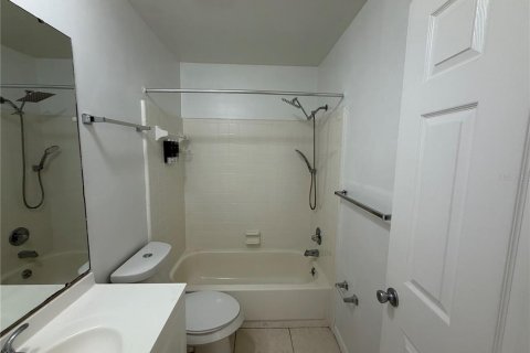 Touwnhouse à louer à Lakeland, Floride: 2 chambres, 112.97 m2 № 2156338 - photo 26