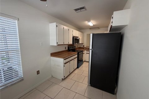 Touwnhouse à louer à Lakeland, Floride: 2 chambres, 112.97 m2 № 2156338 - photo 9