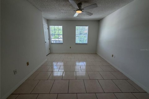 Touwnhouse à louer à Lakeland, Floride: 2 chambres, 112.97 m2 № 2156338 - photo 19