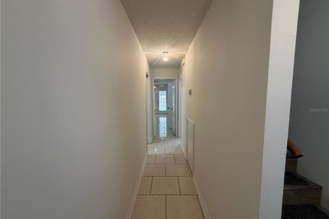 Touwnhouse à louer à Lakeland, Floride: 2 chambres, 112.97 m2 № 2156338 - photo 18