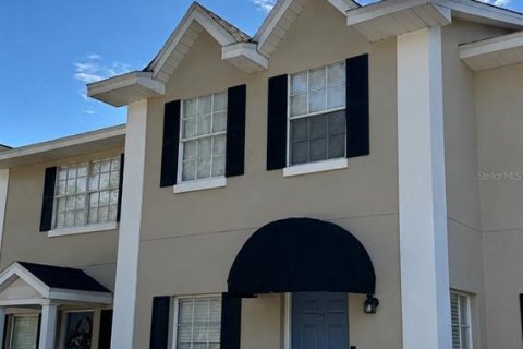 Touwnhouse à louer à Lakeland, Floride: 2 chambres, 112.97 m2 № 2156338 - photo 2