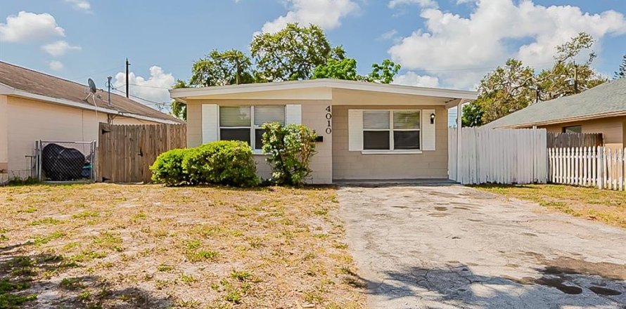 Casa en Saint Petersburg, Florida 3 dormitorios, 93.09 m2 № 1677571