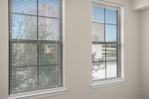 Condo in Orlando, Florida, 1 bedroom  № 1542925 - photo 20