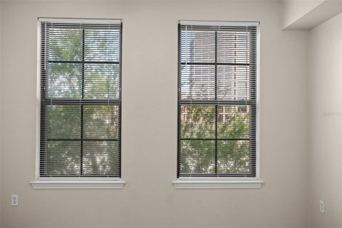 Condo in Orlando, Florida, 1 bedroom  № 1542925 - photo 21