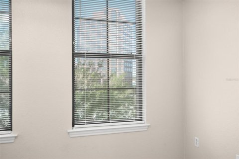 Condo in Orlando, Florida, 1 bedroom  № 1542925 - photo 19